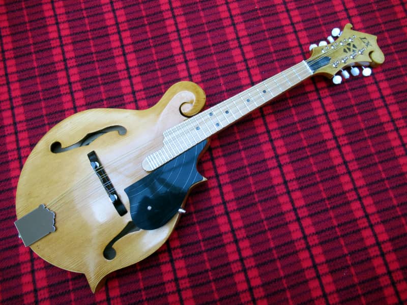 Mandolin
